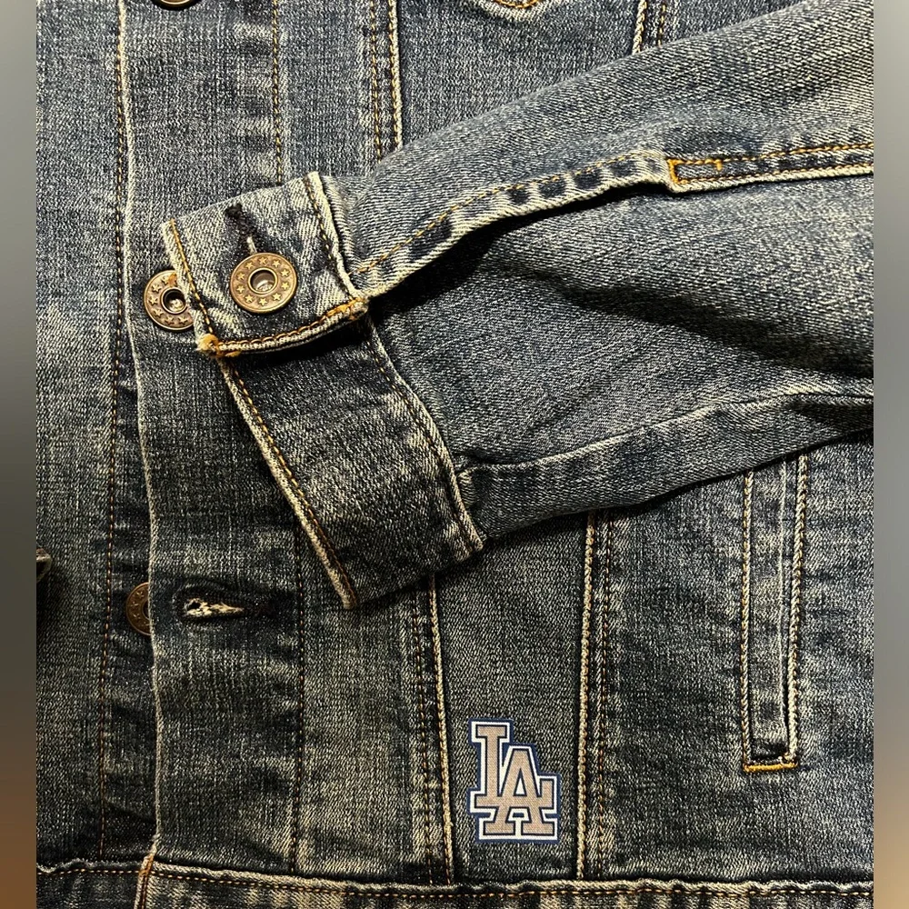 Denim jacket - Picture 4 of 5